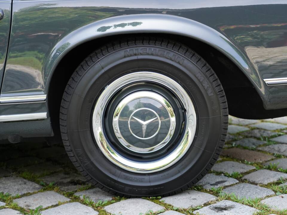Imagen 10/17 de Mercedes-Benz 230 SL (1964)