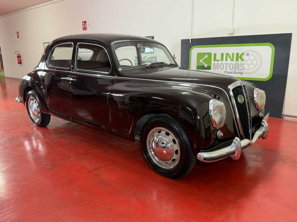 Bild 8/43 von Lancia Aurelia B10 (1955)