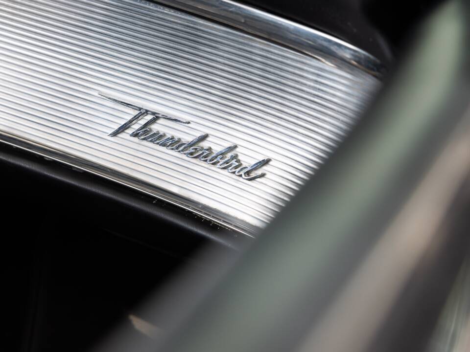 Bild 14/40 von Ford Thunderbird (1962)