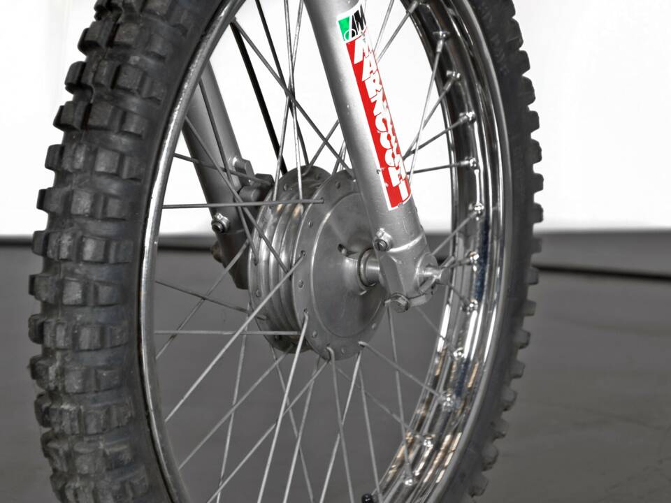 Immagine 11/15 di Aprilia Scarabeo 50 (1976)