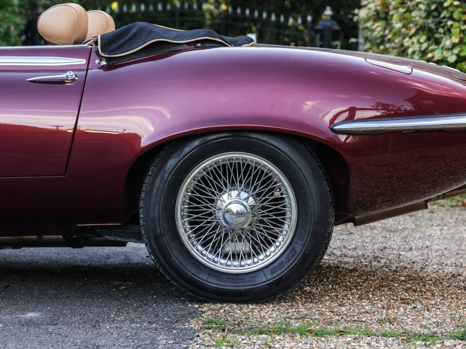 Bild 19/31 von Jaguar E-Type V12 (1974)