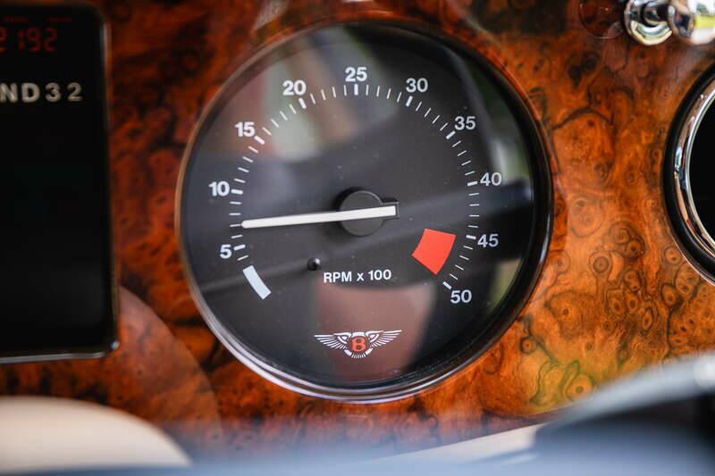 Imagen 24/41 de Bentley Continental R (2001)