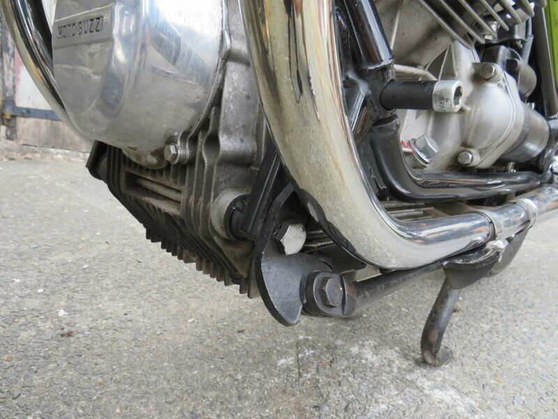 Image 21/45 of Moto Guzzi V7 Sport (1973)