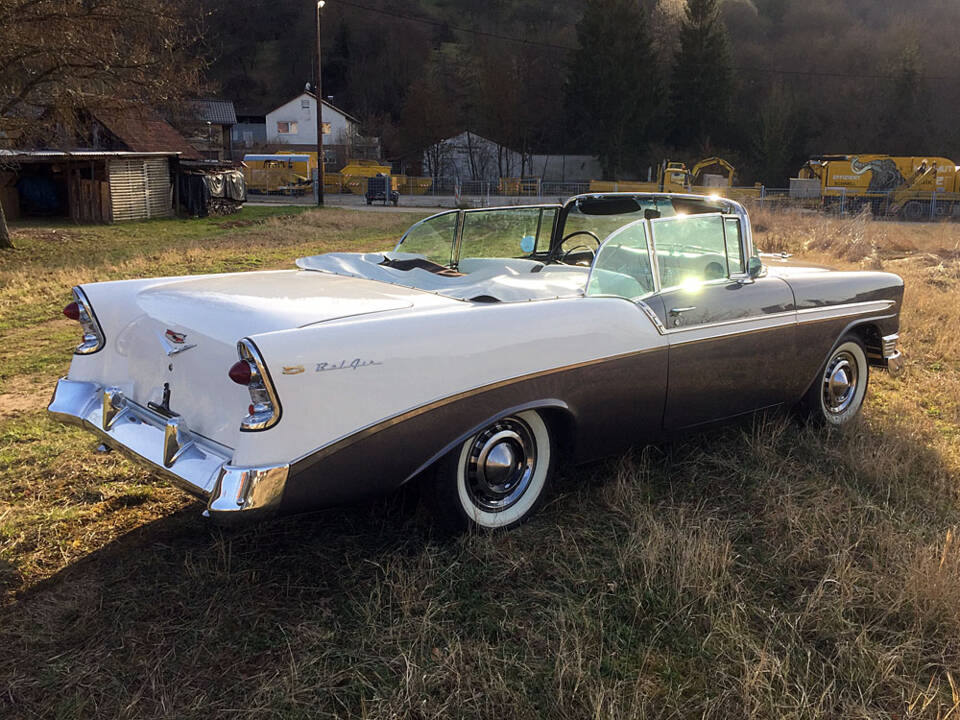 Image 7/20 of Chevrolet Bel Air Convertible (1956)