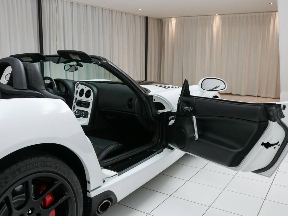 Imagen 9/20 de Dodge Viper SRT10 (2005)
