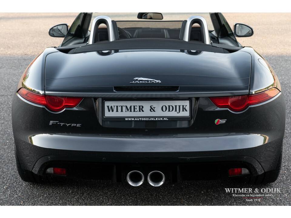 Image 9/37 de Jaguar F-Type S (2014)