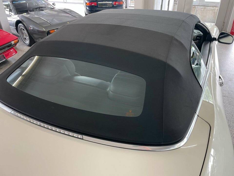 Afbeelding 9/15 van Maserati GranCabrio 4.7 (2010)