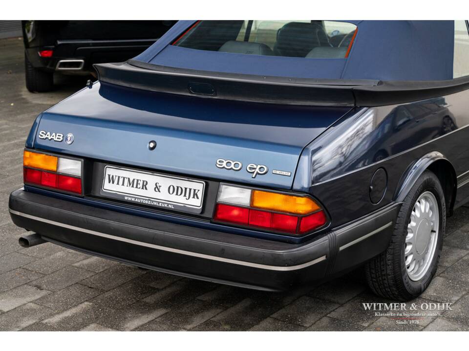 Image 23/32 of Saab 900 Turbo (1992)