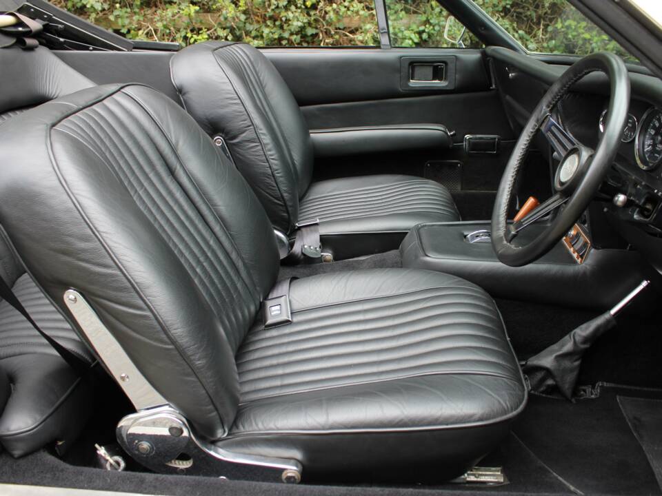 Bild 9/19 von Aston Martin DBS Volante (1970)