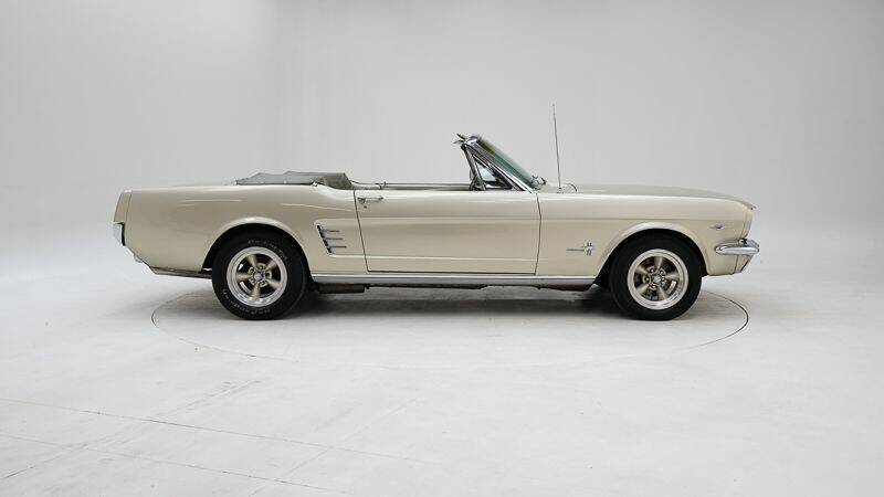 Afbeelding 6/15 van Ford Mustang 289 (1966)