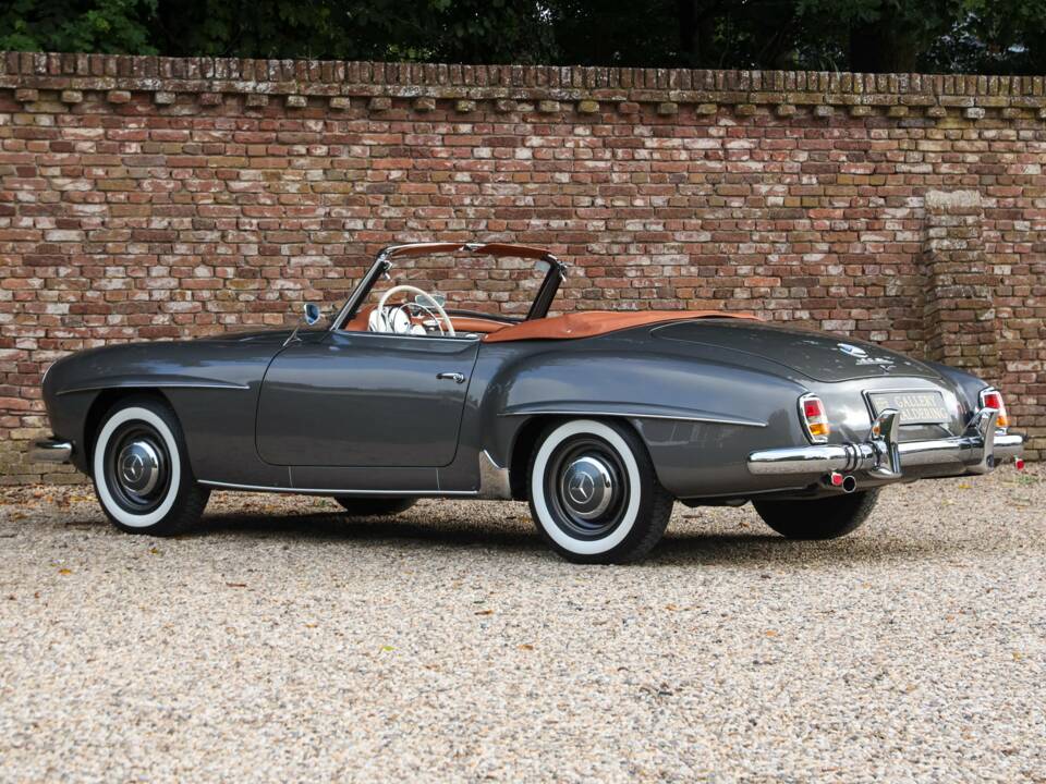 Image 40/50 of Mercedes-Benz 190 SL (1960)