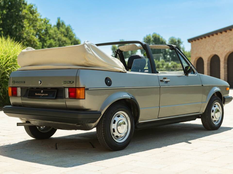 Imagen 12/50 de Volkswagen Golf Mk I Convertible 1.1 (1980)