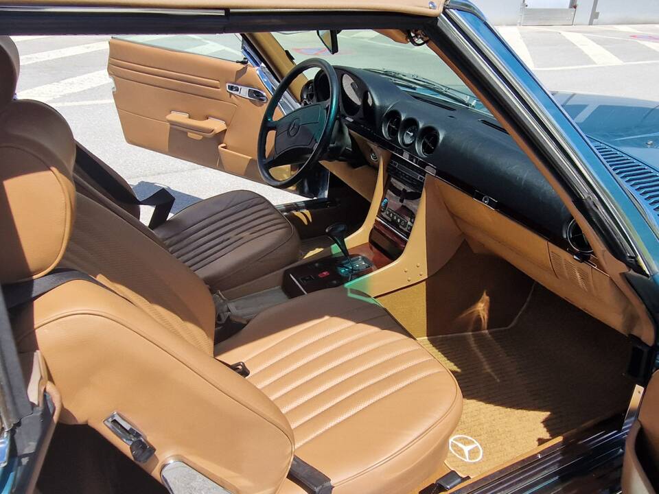 Image 18/53 de Mercedes-Benz 560 SL (1986)