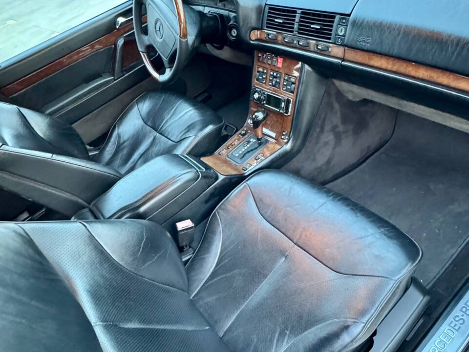 Bild 36/37 von Mercedes-Benz S 320 (1994)
