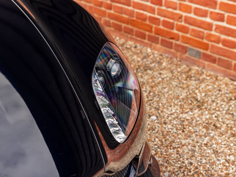 Image 36/65 of Aston Martin Vantage GT8 (2017)