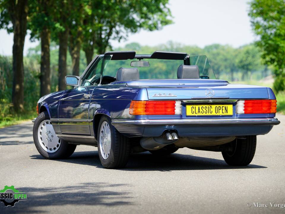 Immagine 52/60 di Mercedes-Benz 420 SL (1987)