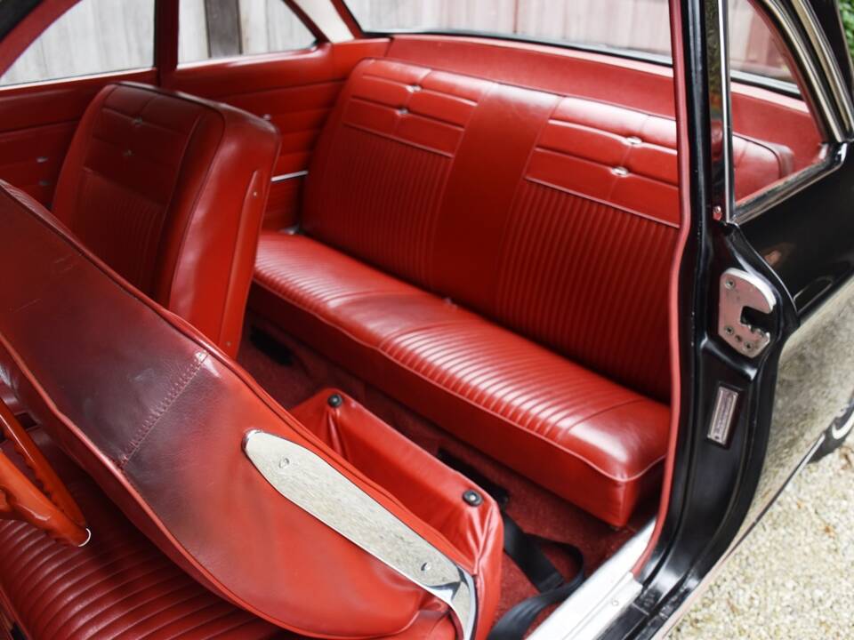 Bild 22/38 von Chevrolet Corvair Monza Coupe (1963)
