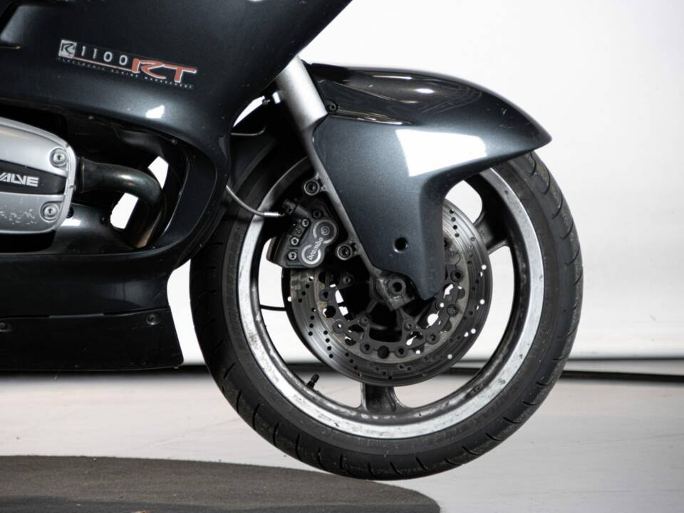 Image 34/50 de BMW R 1100 RT (1998)