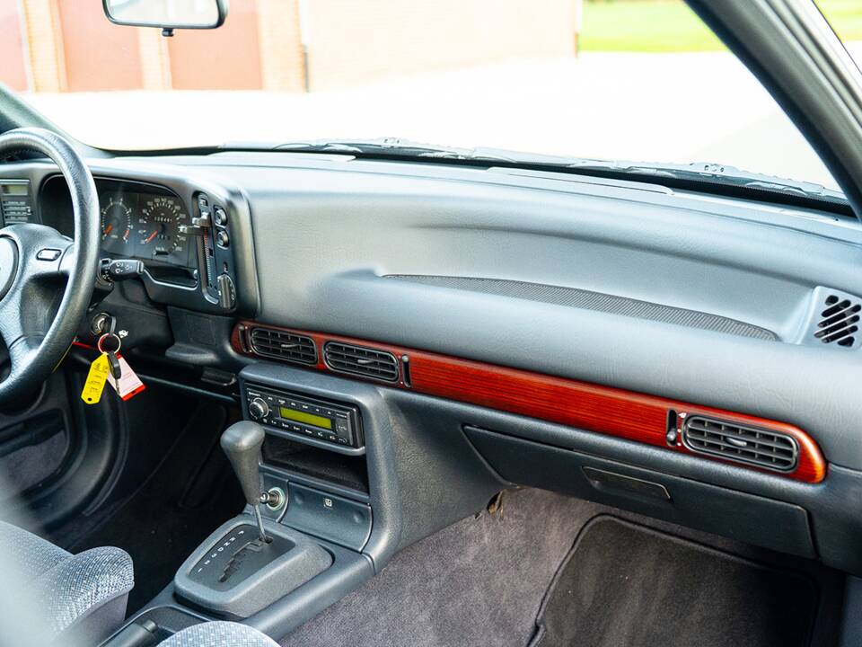 Imagen 35/55 de Ford Scorpio 2,9i (1991)