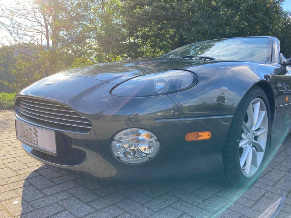 Imagen 3/28 de Aston Martin DB 7 Vantage Volante (2001)