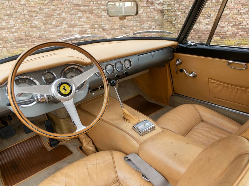 Image 34/50 of Ferrari 250 GT SWB Berlinetta (1962)