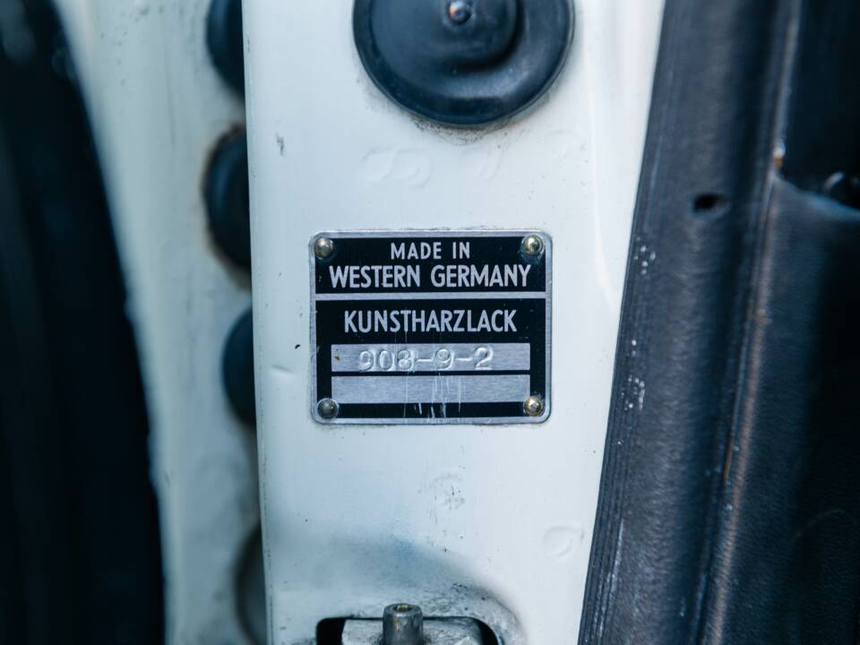 Bild 27/32 von Porsche 935 dp II (1980)