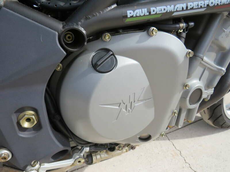 Bild 26/43 von MV Agusta Brutale 750 S (2006)