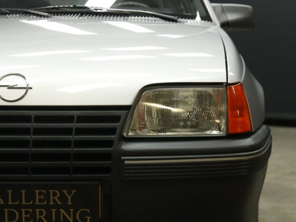 Afbeelding 24/50 van Opel Kadett 2,0i GSi (1988)