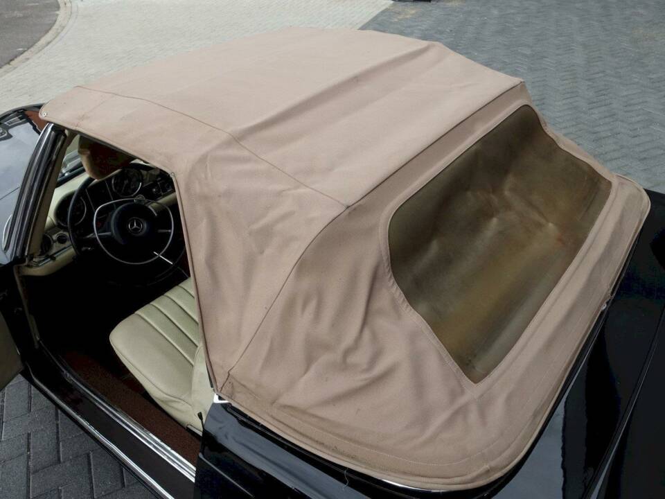 Bild 27/38 von Mercedes-Benz 280 SL (1969)