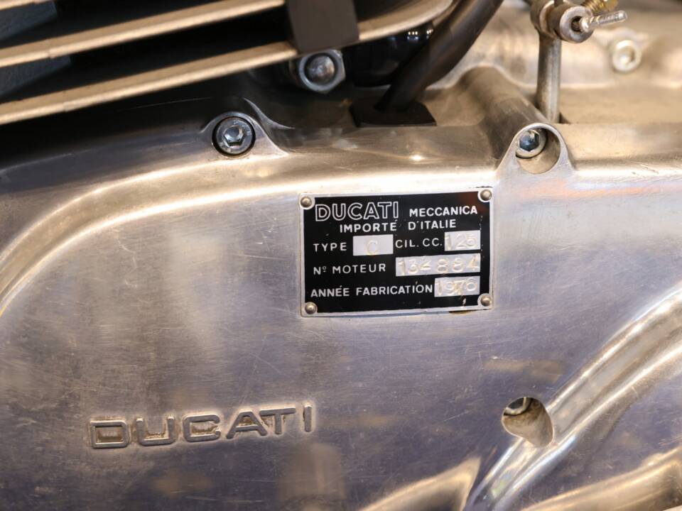 Image 18/25 of Ducati Regolarità 125 (1900)