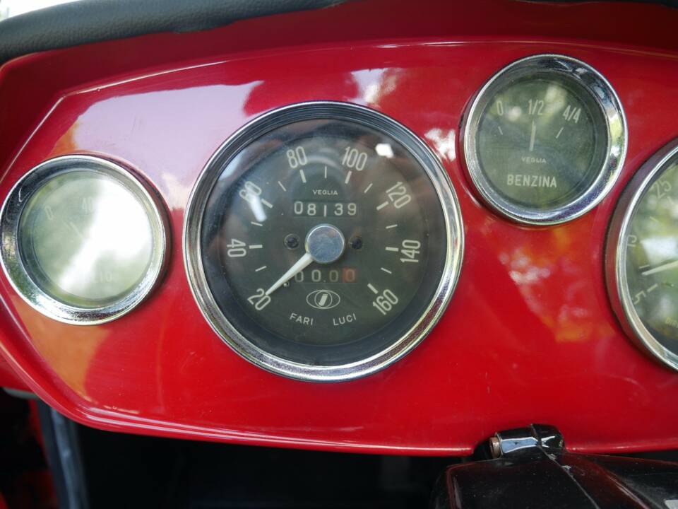 Image 9/29 of Innocenti Spider S (1966)