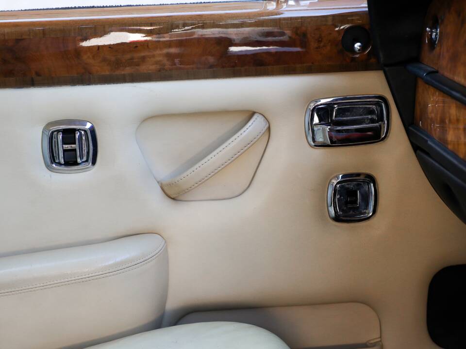 Immagine 129/196 di Bentley T 2 (1978)