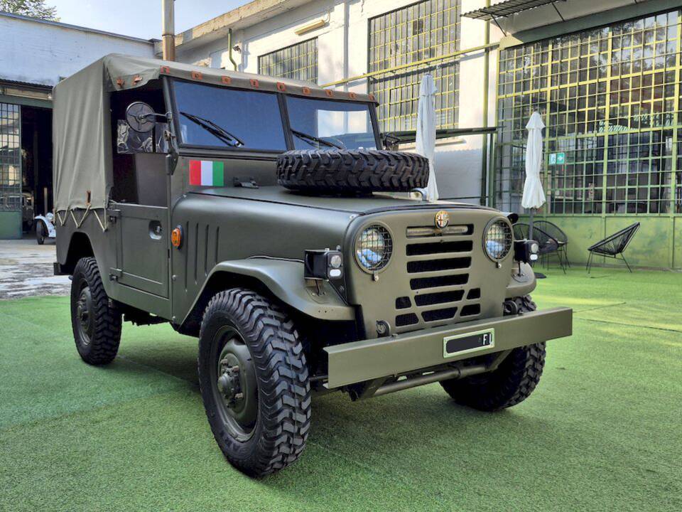 Image 7/42 of Alfa Romeo 1900 M (1953)