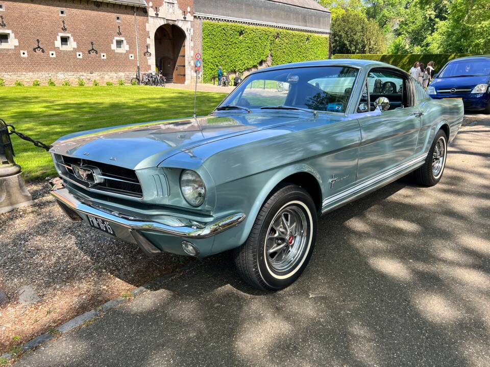 Immagine 4/25 di Ford Mustang 200 (1965)