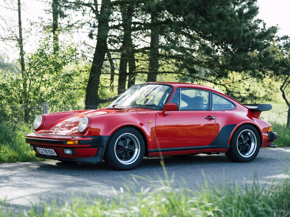 Bild 10/29 von Porsche 911 Turbo 3.3 (1979)