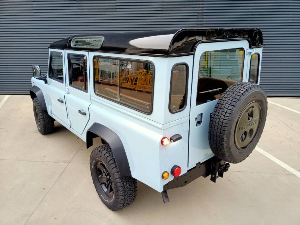 Image 2/35 of Land Rover Defender 110 300Tdi (1997)