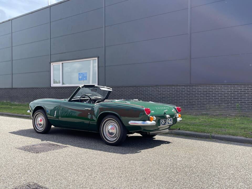 Image 20/27 of Triumph Spitfire Mk III (1968)