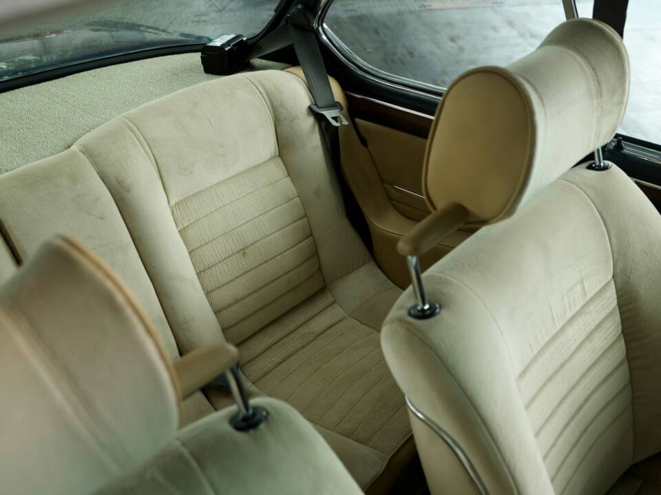 Bild 38/50 von BMW 3.0 CSi (1975)