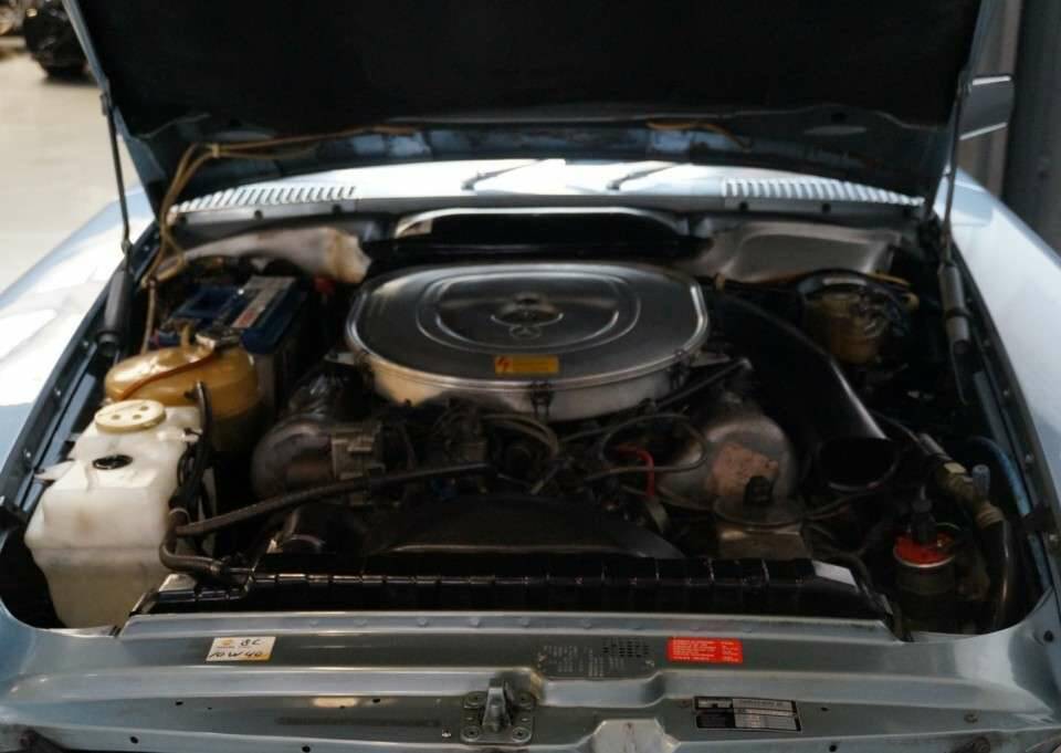 Image 40/41 of Mercedes-Benz 500 SL (1986)
