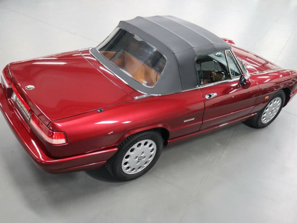 Immagine 22/64 di Alfa Romeo 1.6 Spider (1990)