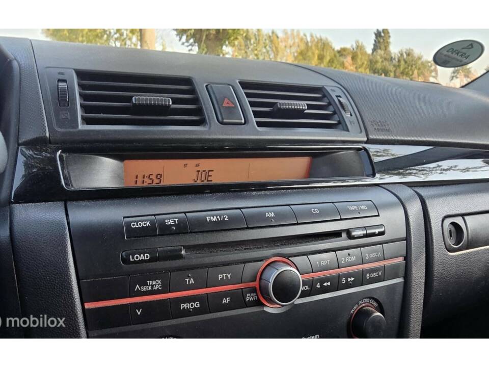 Image 18/30 of Mazda 3 - 1.6 (2005)