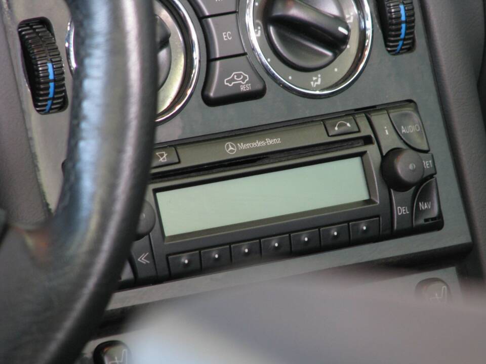 Bild 6/14 von Mercedes-Benz SLK 32 AMG (2002)