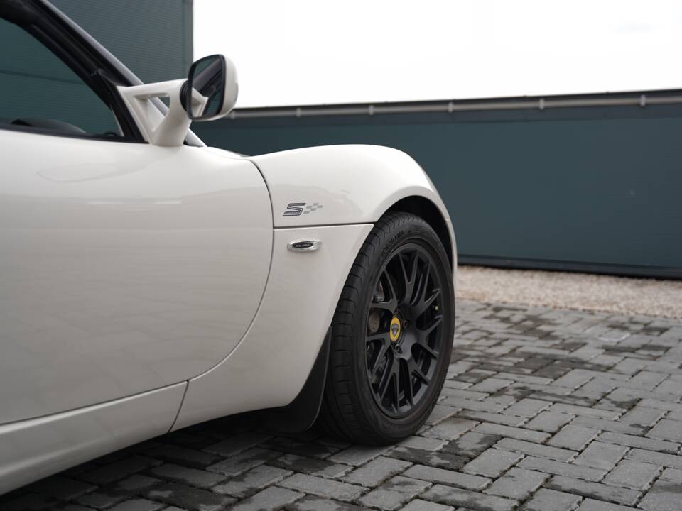 Image 47/50 of Lotus Elise Sport 220 (2016)