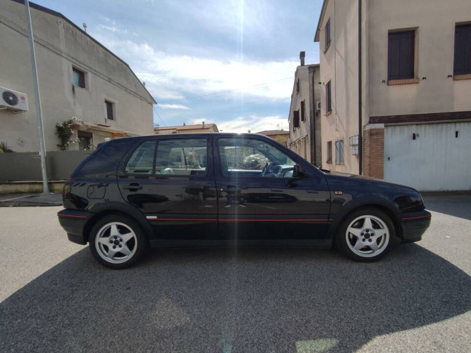 Image 8/10 of Volkswagen Golf III GTI 2.0 (1996)