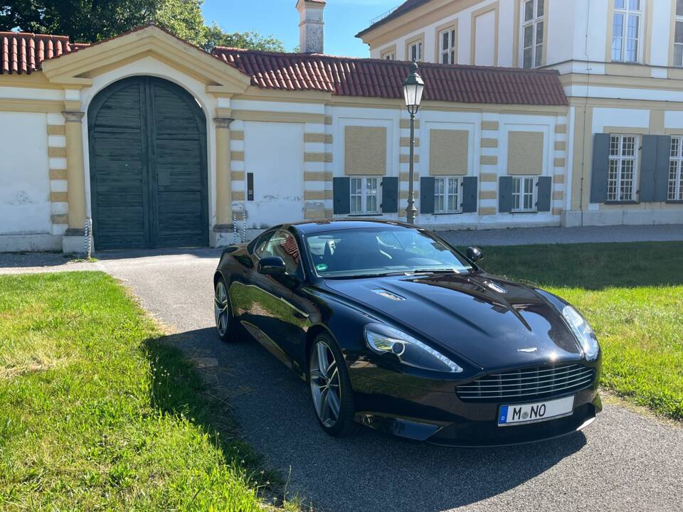 Bild 4/57 von Aston Martin Virage (2011)