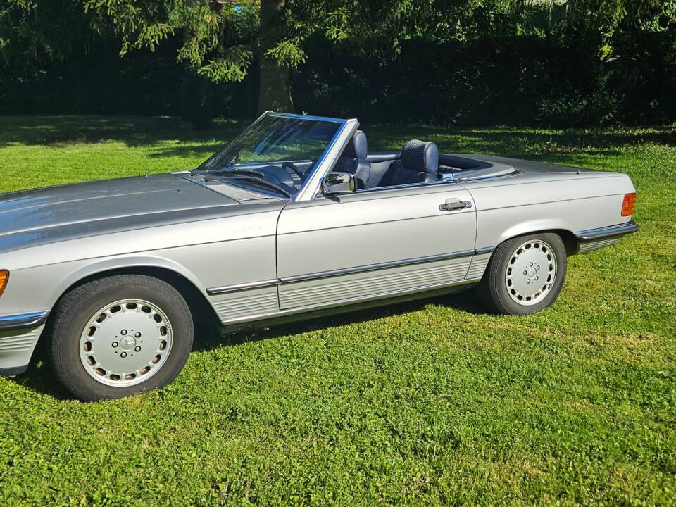 Image 3/22 of Mercedes-Benz 300 SL (1988)
