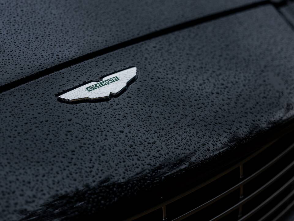 Afbeelding 7/50 van Aston Martin V12 Vanquish S (2007)