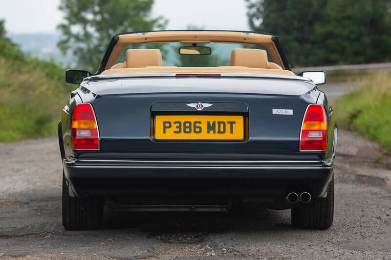 Immagine 7/10 di Bentley Azure (1997)