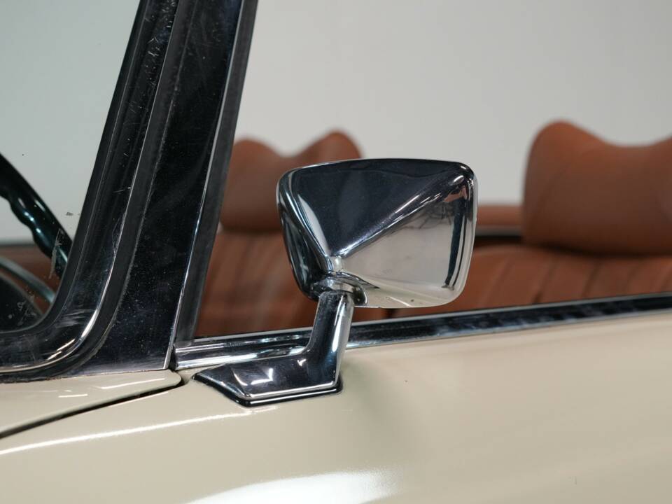 Imagen 13/39 de Mercedes-Benz 280 SL (1970)