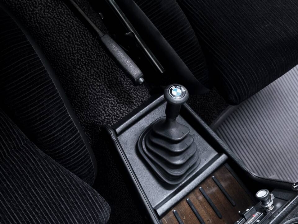 Bild 49/50 von BMW M 535i (1979)
